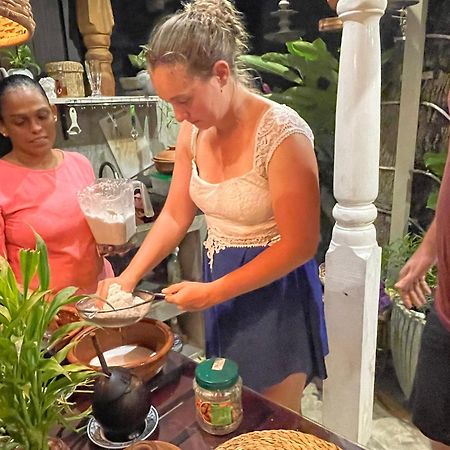 Villa Aroshina With Cooking Class Galle Exterior photo