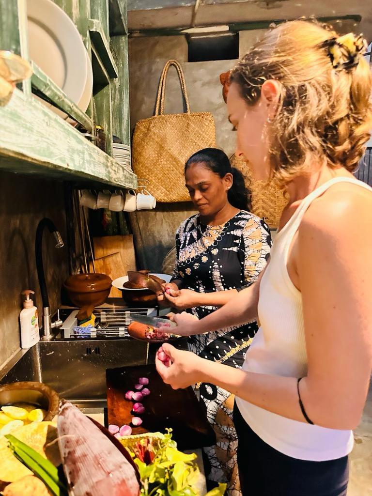 Villa Aroshina With Cooking Class Galle Exterior photo
